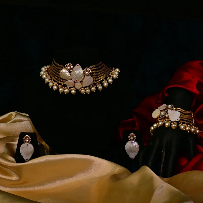 Golden Pearl Royalty Choker - Image 3