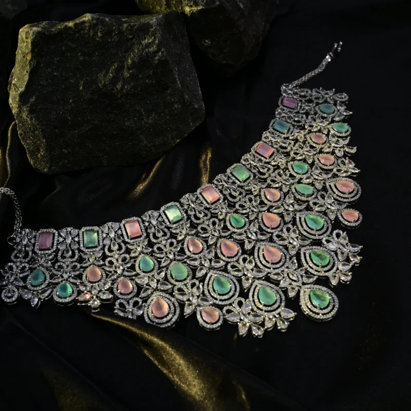 Regal Bloom Multicolor Choker Necklace - Image 3