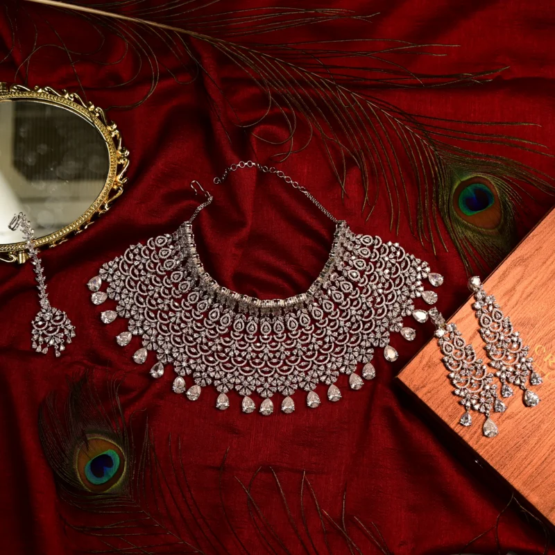 Royal Elegance Cubic Zirconia Choker Set - Image 3