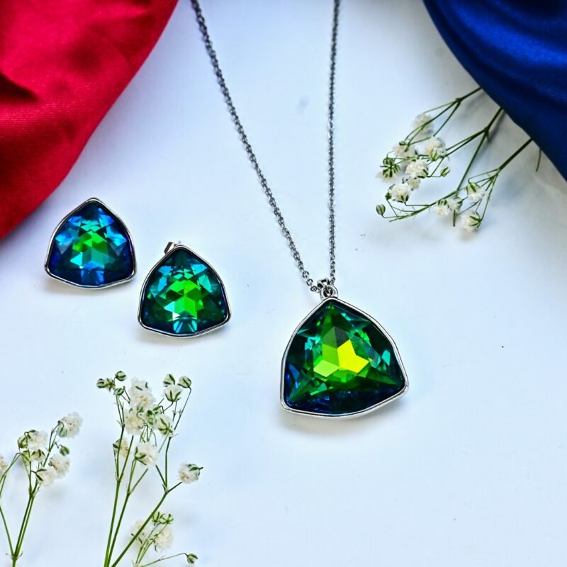 Trillion Pendant Necklace - Image 4