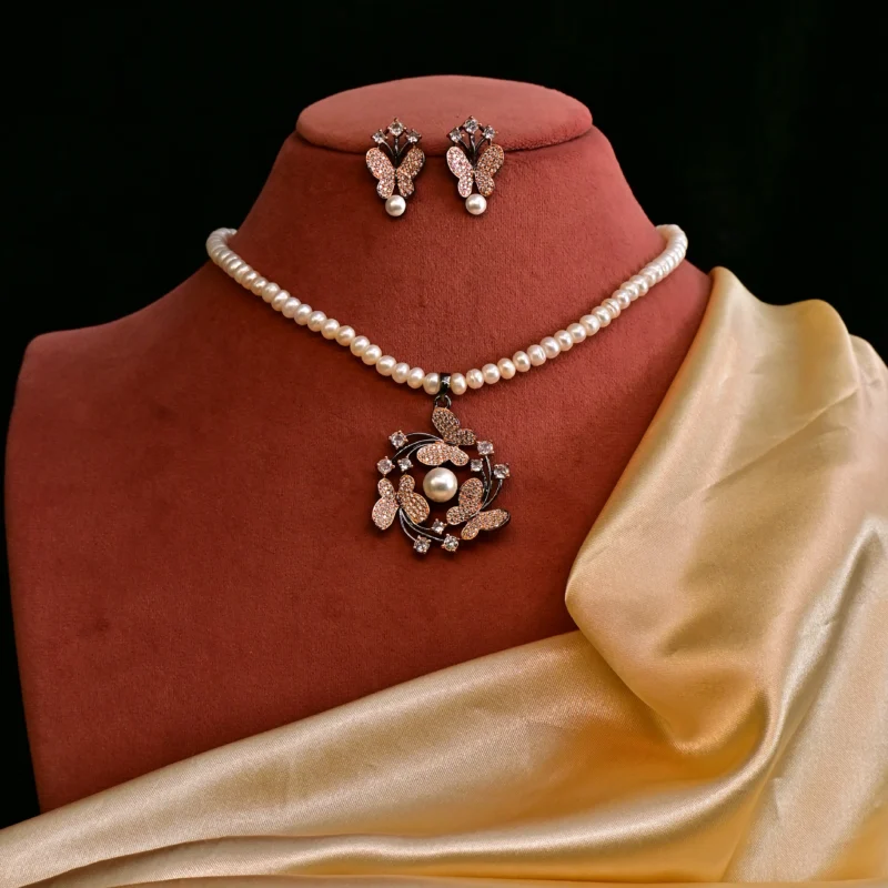 The Blossom Pearl and Diamond Necklace