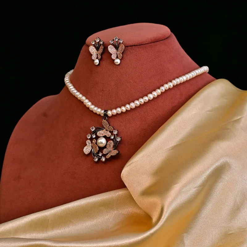 The Blossom Pearl and Diamond Necklace - Image 2