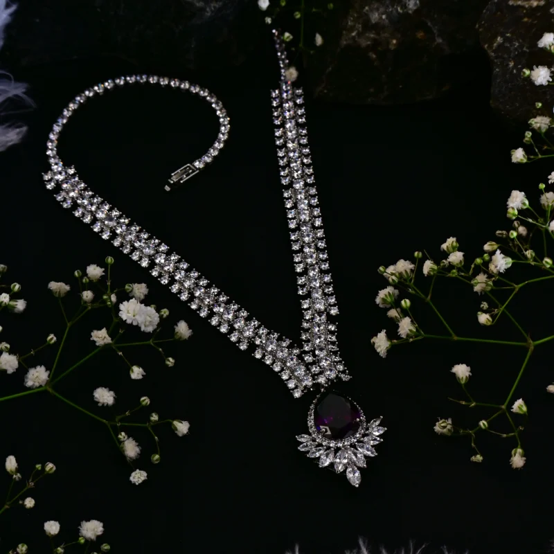 The Amethyst and Diamond V Necklace - Image 4