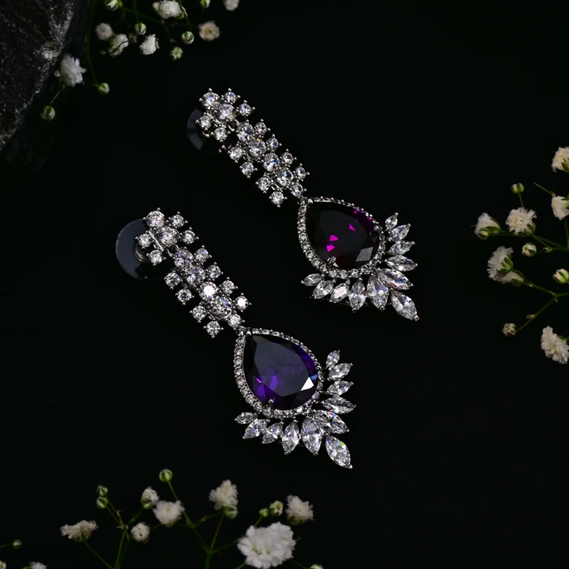 The Amethyst and Diamond V Necklace - Image 5