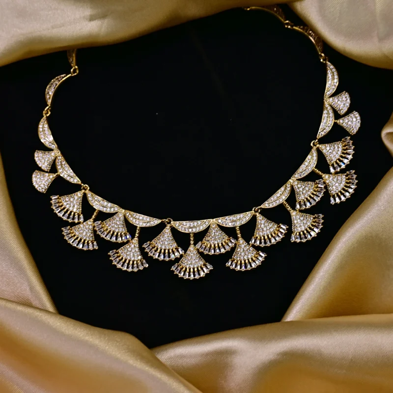 Saiyoni Aurelian Fanfare Necklace Set - Image 3