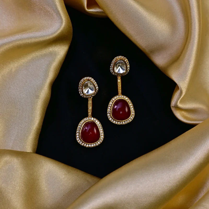 The Ruby and Pearl Teardrop Necklace - Image 5