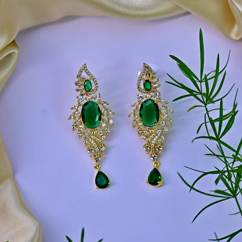 Royal Sapphire and Diamond Necklace - Image 4