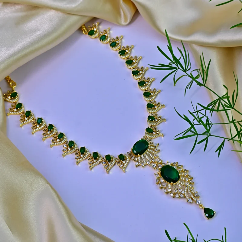 Royal Sapphire and Diamond Necklace - Image 3