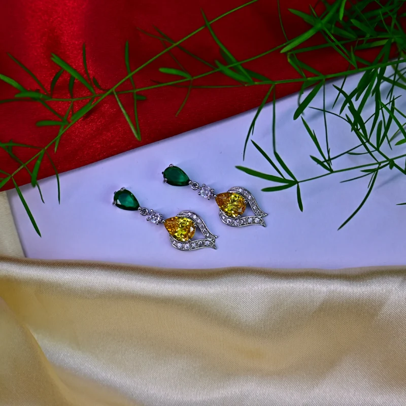 Aurelian Mayura Necklace - Image 4
