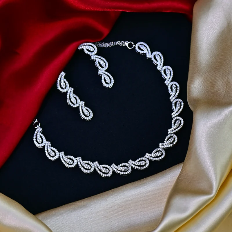 Ethereal Weave Necklace - Image 6