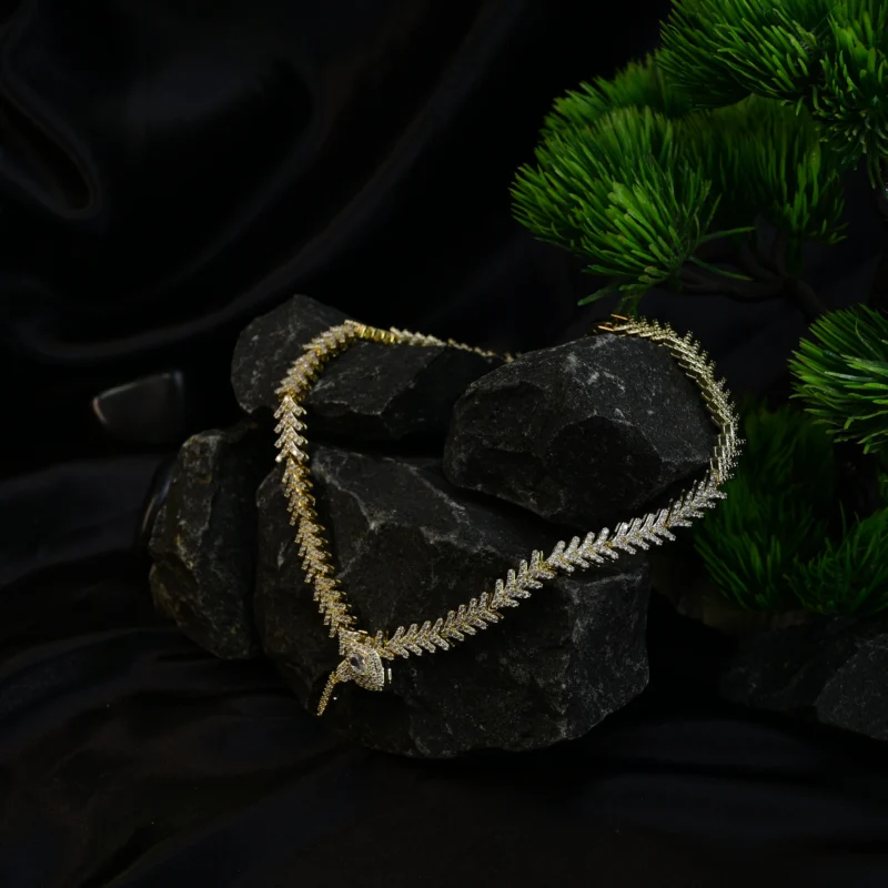 Golden Laurel Radiance Necklace - Image 5