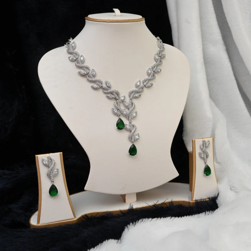 The Emerald Cascade Necklace - Image 3