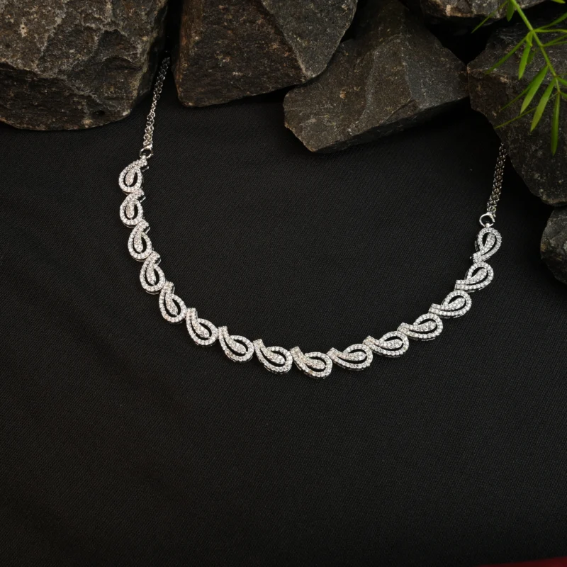 Ethereal Weave Necklace - Image 3