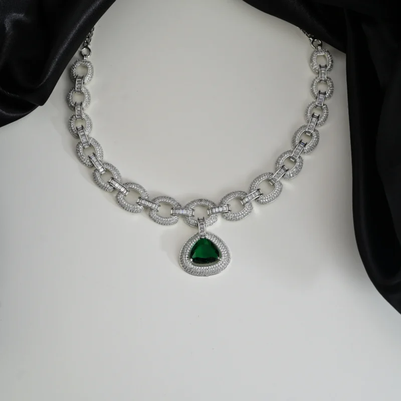Veridian Nexus Necklace - Image 3