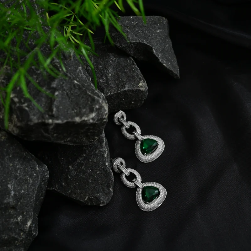 Veridian Nexus Necklace - Image 6