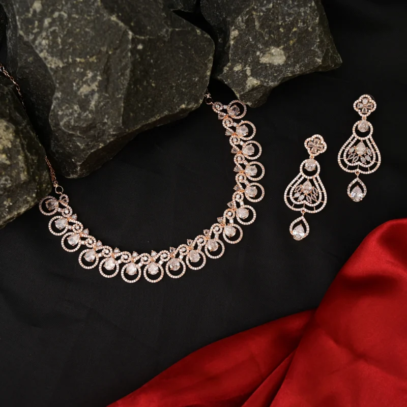 Rosaline Halo Necklace - Image 4