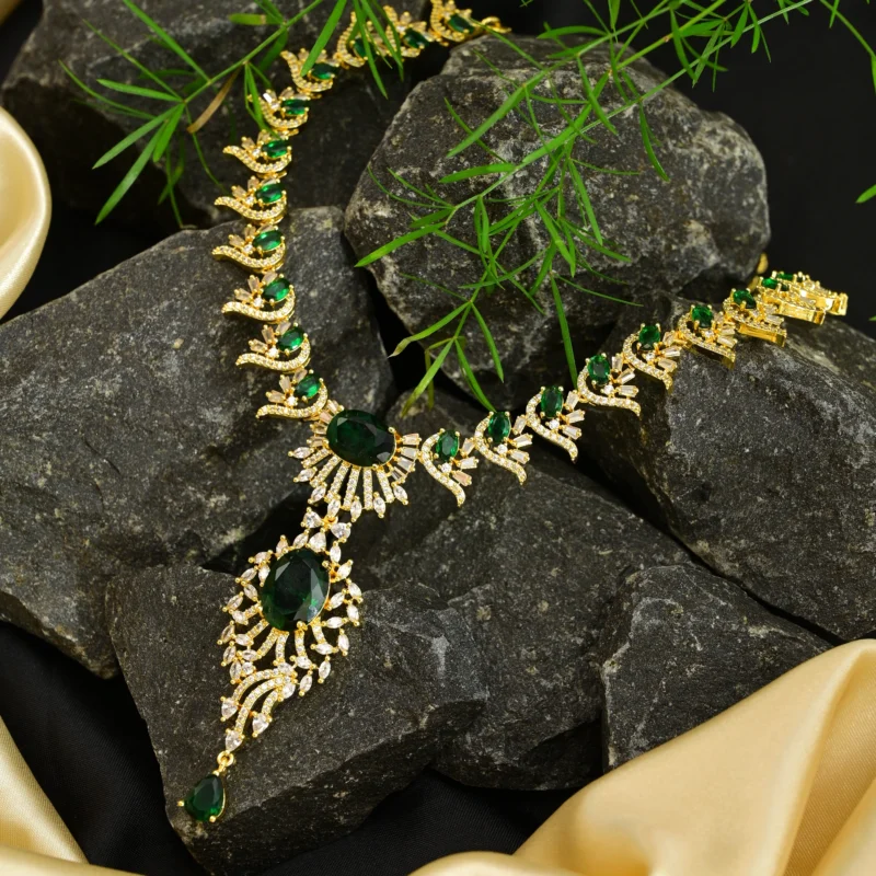 Royal Sapphire and Diamond Necklace - Image 6