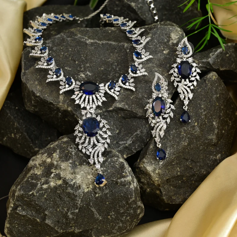 Royal Sapphire and Diamond Necklace - Image 12