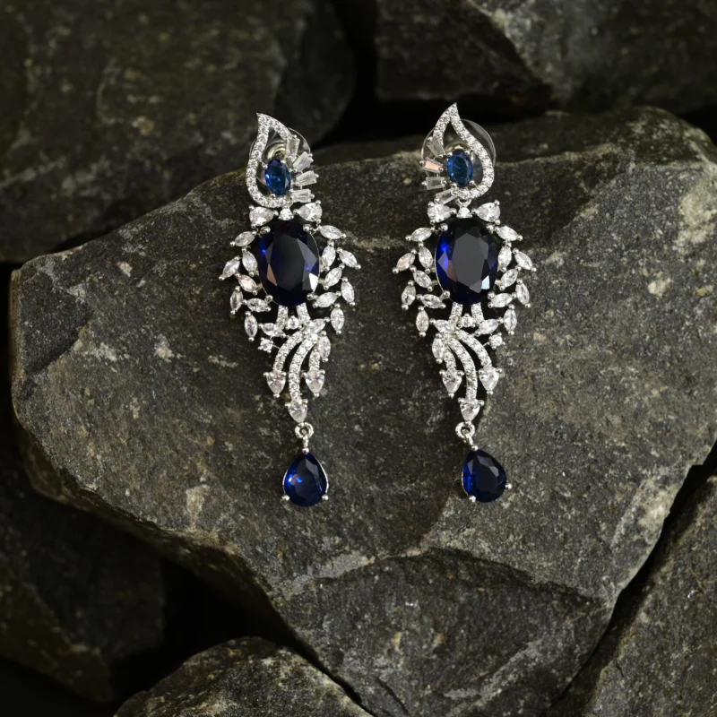 Royal Sapphire and Diamond Necklace - Image 15