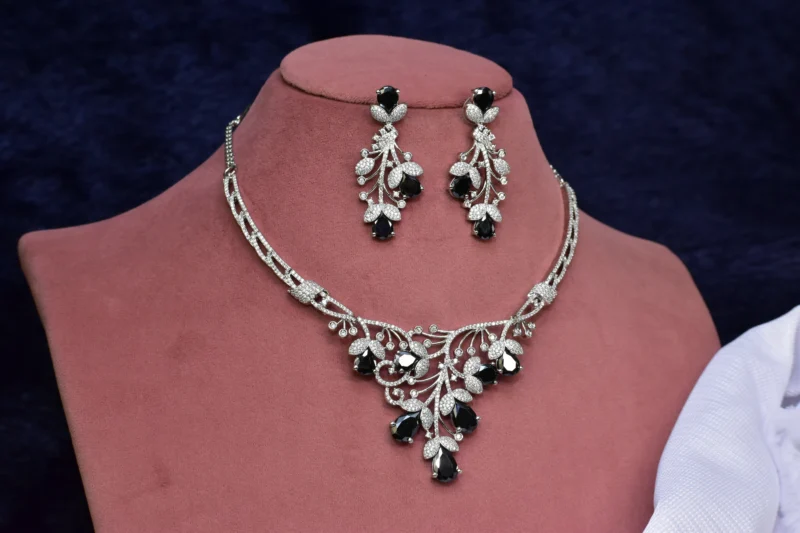 Silvermerc Onyx Bloom Necklace Set - Image 2