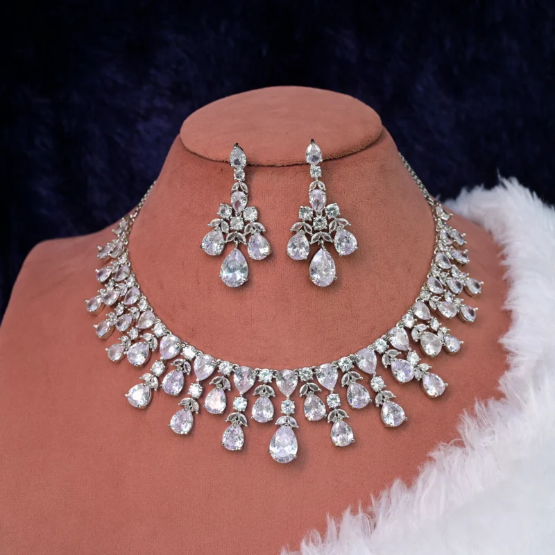 Radiance of Elegance Necklace - Image 22