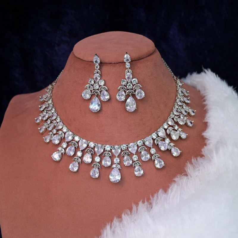 Radiance of Elegance Necklace - Image 16