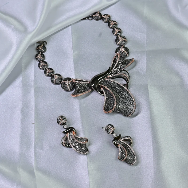 Tempest Bloom Necklace