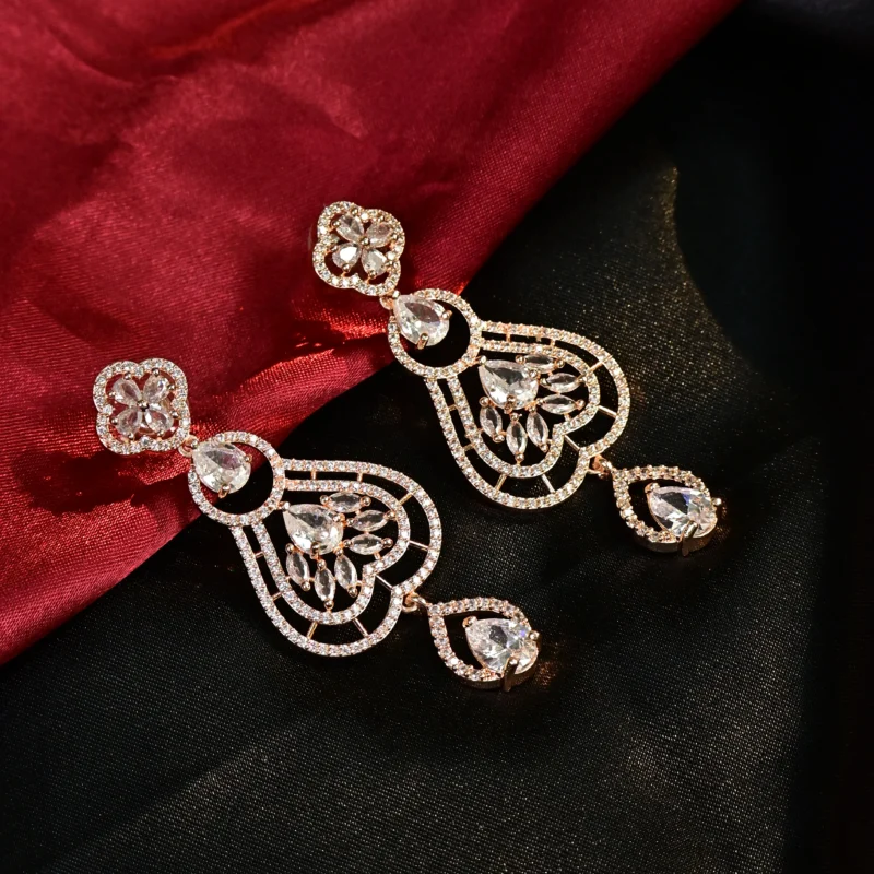 Rosaline Halo Necklace - Image 2