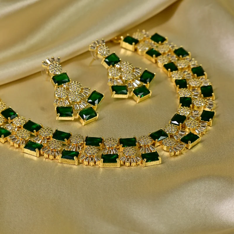 The Emerald and Diamond Floral Necklace - Image 2