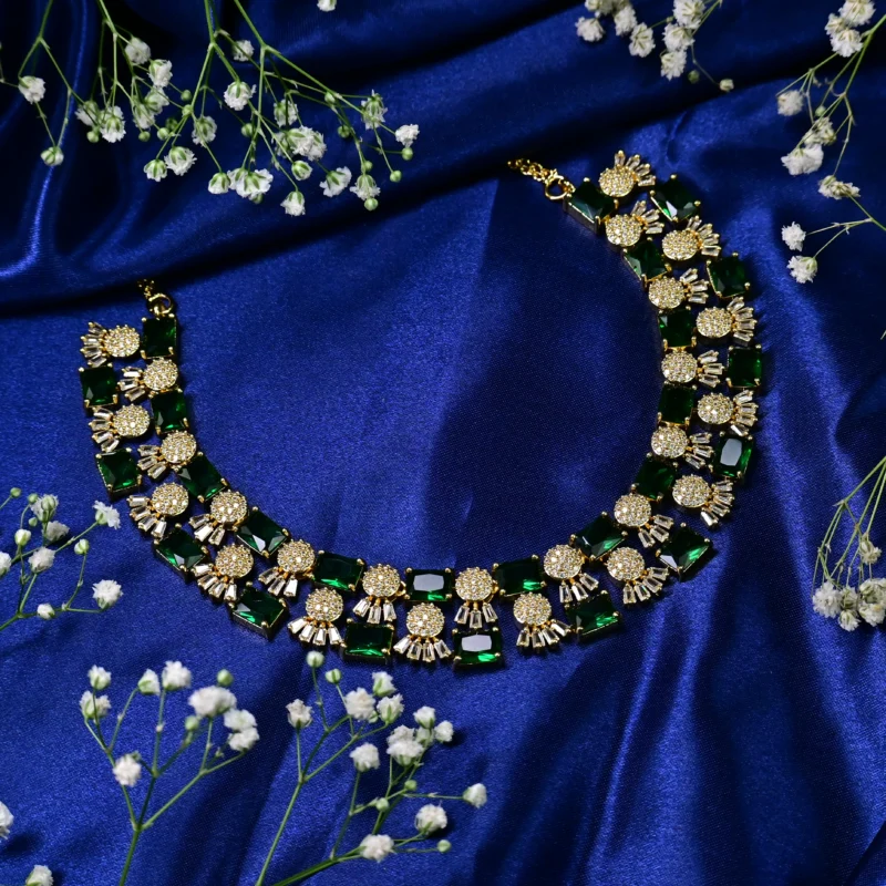 The Emerald and Diamond Floral Necklace - Image 6