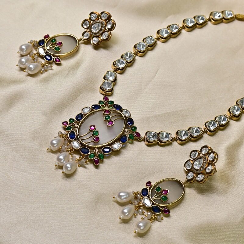 Kundan Necklace with Pearl Drops - Image 3