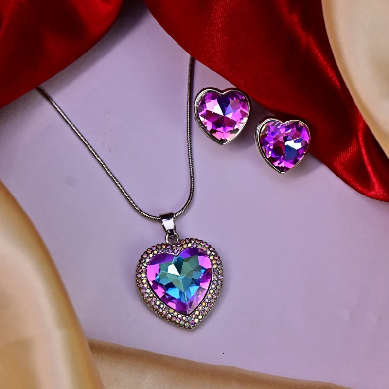 Aurora Heart Pendant Necklace - Image 4