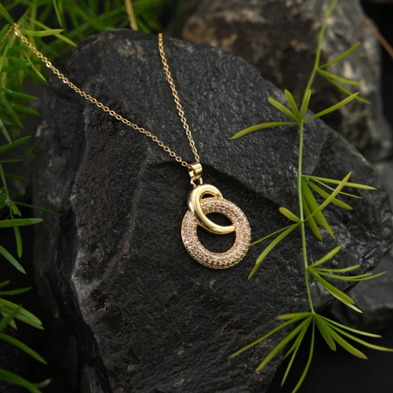 Radiant Interlocking Circle Pendant Necklace - Image 3