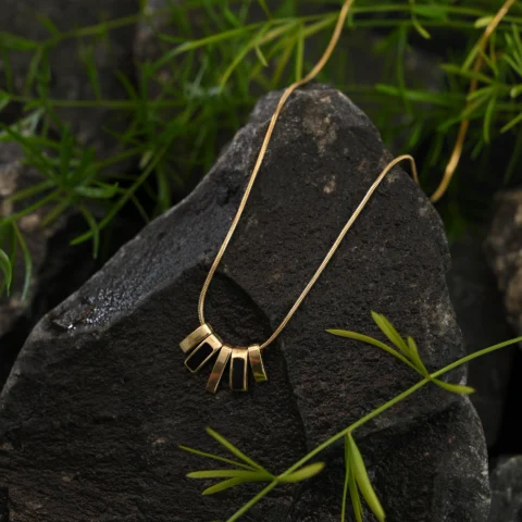 Luxe Radiance Black Enamel Pendant Necklace
