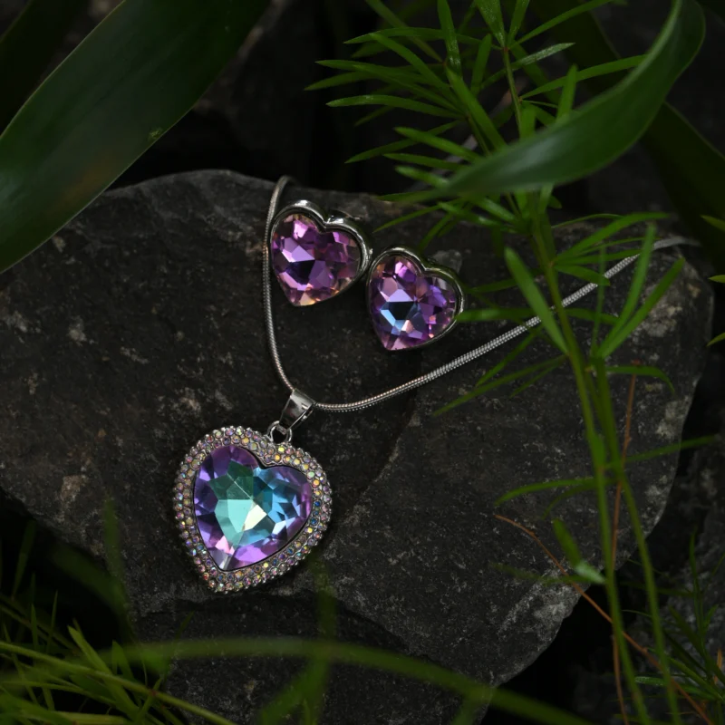 Aurora Heart Pendant Necklace - Image 3