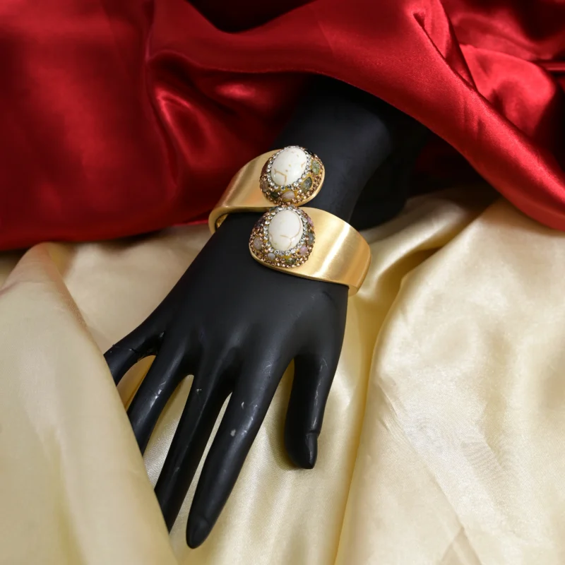 Ivory Crown Cuff Bracelet - Image 4