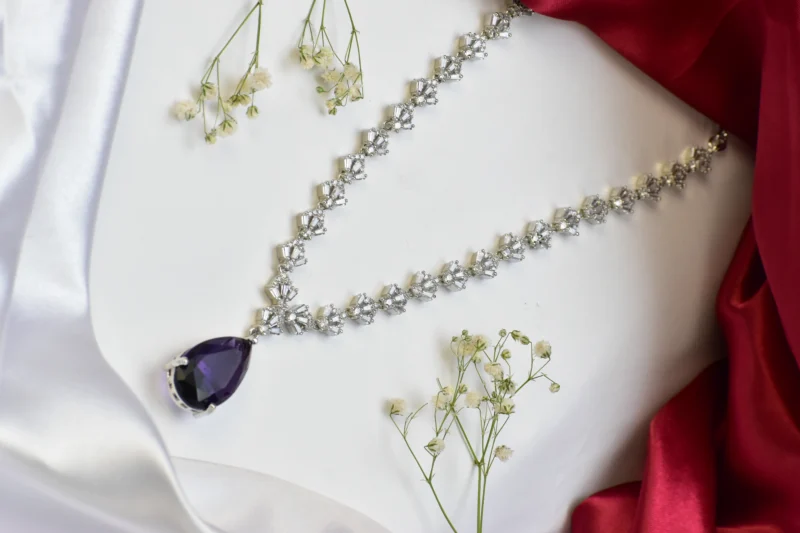 Royal Teardrop Glam Set - Image 4