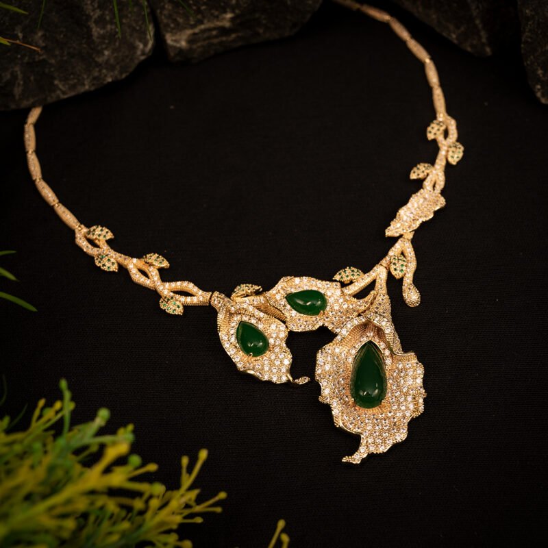 Emerald Enchanted Vine Jewelry Set - Image 4