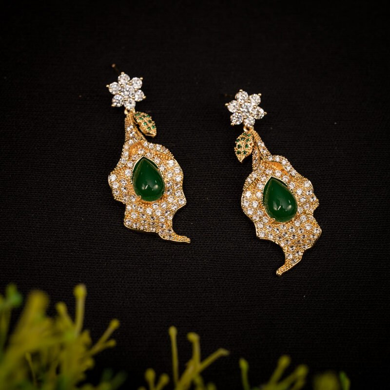 Emerald Enchanted Vine Jewelry Set - Image 5