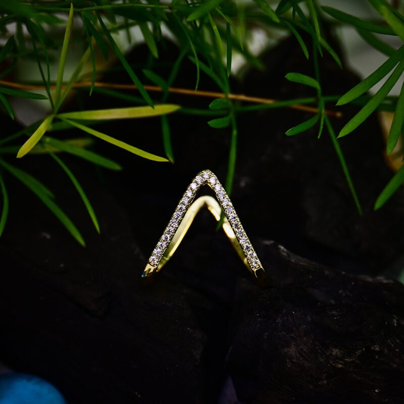 Crown V Ring - Image 2