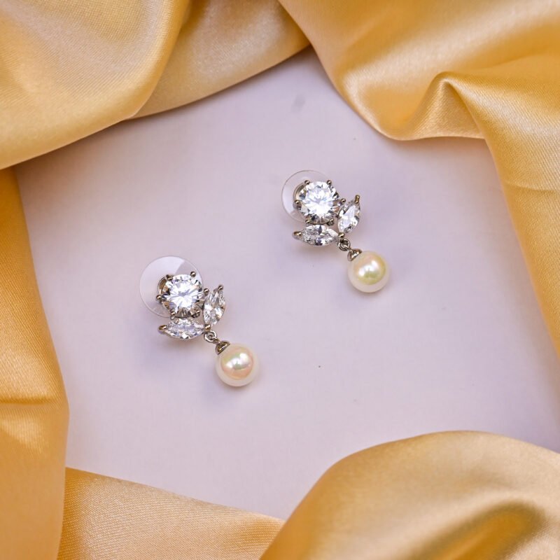 Pearl & Crystal Garden Jewelry Set - Image 4