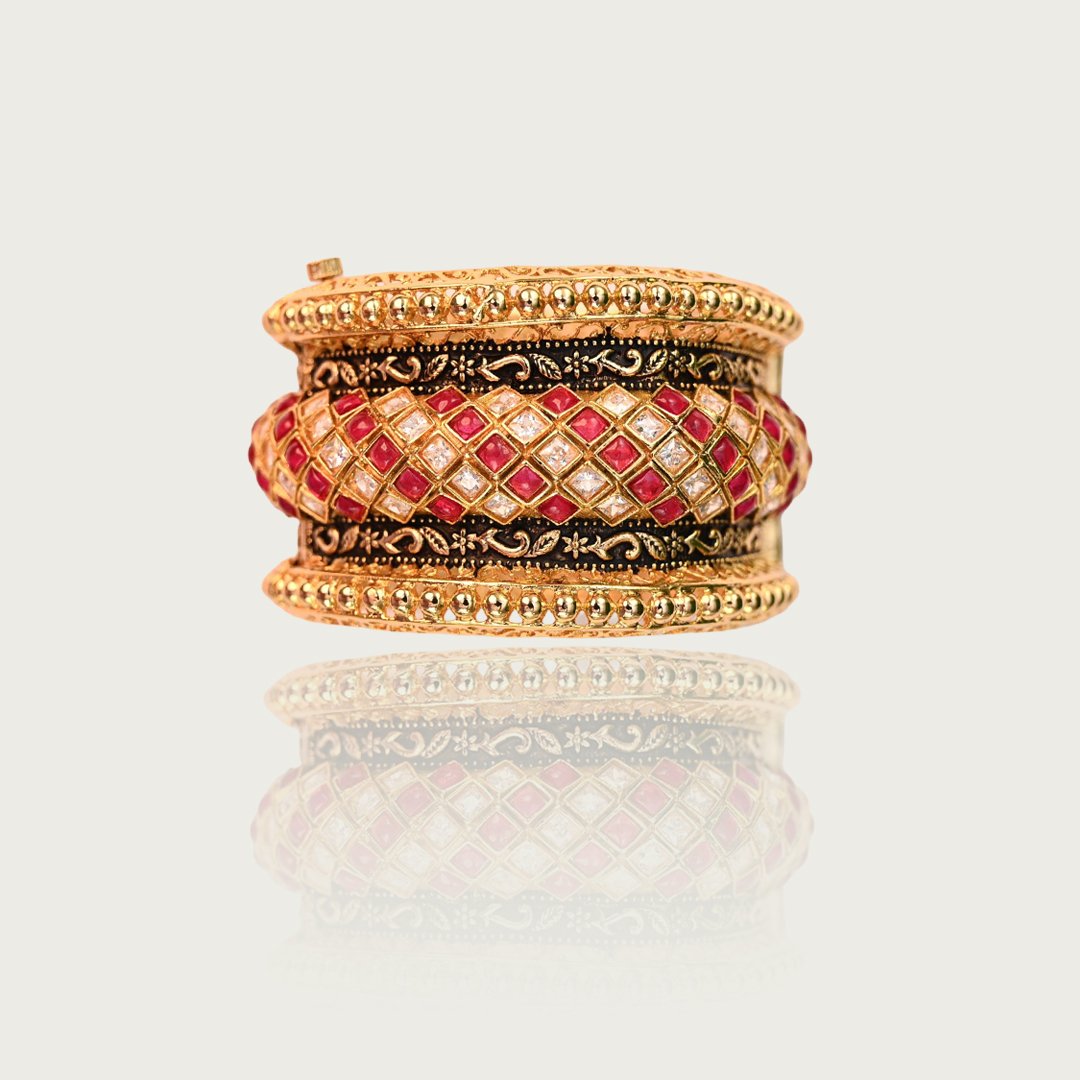 Royal Kundan Meenakari Gold-Plated Bangles - Image 4