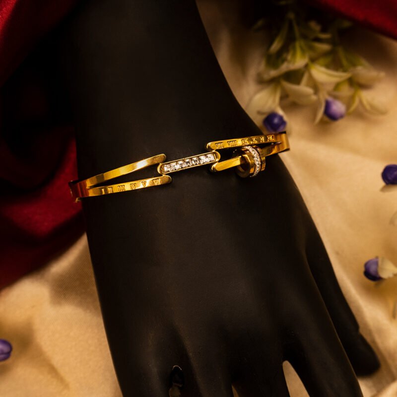 Aureus Roman Charm Bracelet - Image 6