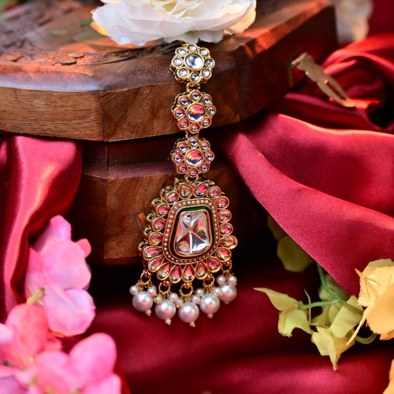 Luxurious Gold-Tone Kundan Bridal Set with Pearl Embellishments - Image 3