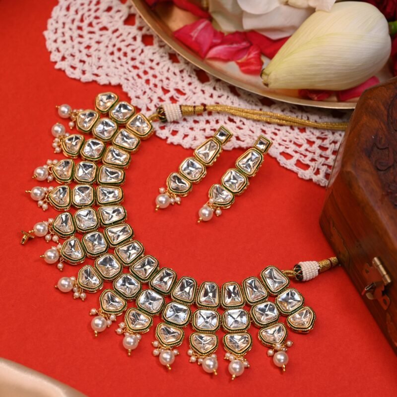 Kundan Pearl Necklace Set - Image 4