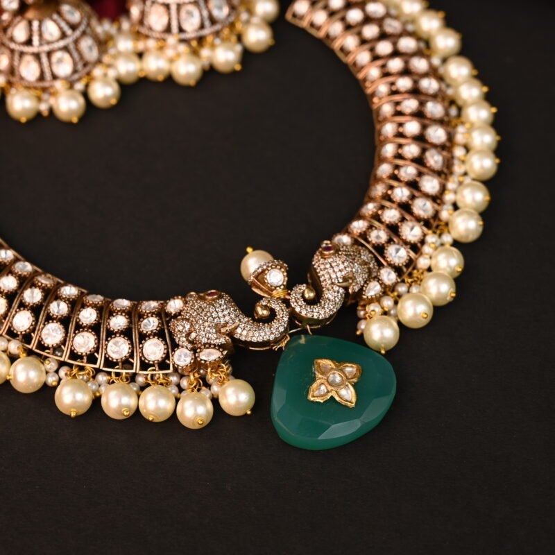Royal Kundan Pearl Choker - Image 2