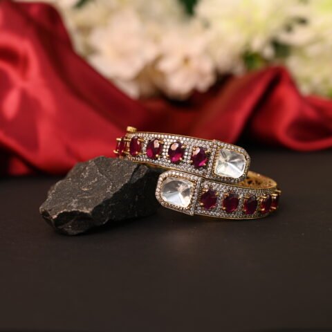 Zarqa Ruby Crystal Bangle